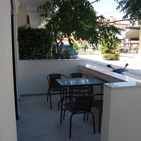 Giorgos Apartments Square Vrasná Eksteriør billede