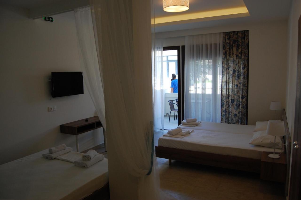 Giorgos Apartments Square Vrasná Eksteriør billede